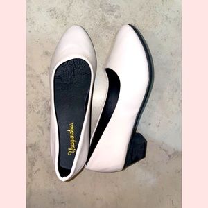 Vintage like- small heels✨